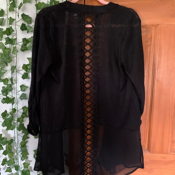 Black light sweater - Picture 3 of 5